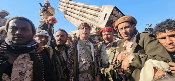 بالصور.. القوات المسلحة الجنوبية تغتنم دبابات وراجمات صواريخ كاتيوشا بعد فرار العناصر التابعة للمنطقة الأولى بالصور.. القوات المسلحة الجنوبية تغتنم دبابات وراجمات صواريخ كاتيوشا بعد فرار العناصر التابعة للمنطقة الأولى